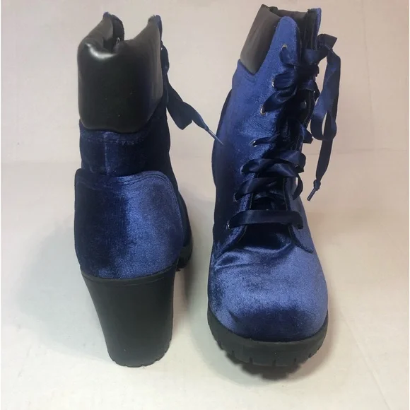 Royal blue boots, size 9 - Picture 2 of 5